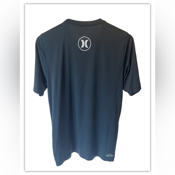 Hurley Nike Black Shirt Premium Fit Men’s Small S UPF 50+ Short Sleeve Logo - Picture 2 of 6
